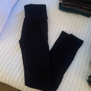 Fabletics workout leggings - small